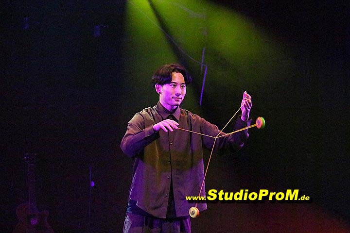 Das_Premierenforum_mit_Gaby_Ballmann&Hans-Joerg_Loh_auf_97,6MHz