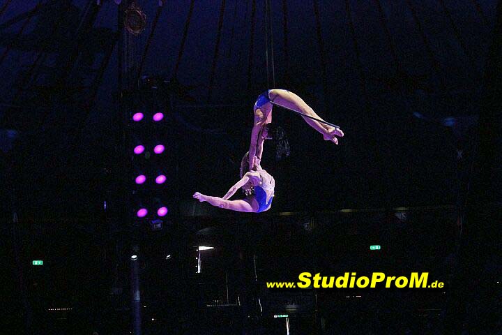 Das_Premierenforum_mit_Gaby_Ballmann&Hans-Joerg_Loh_auf_97,6MHz