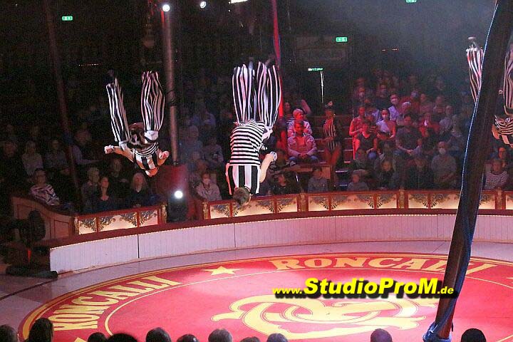 Das_Premierenforum_mit_Gaby_Ballmann&Hans-Joerg_Loh_auf_97,6MHz