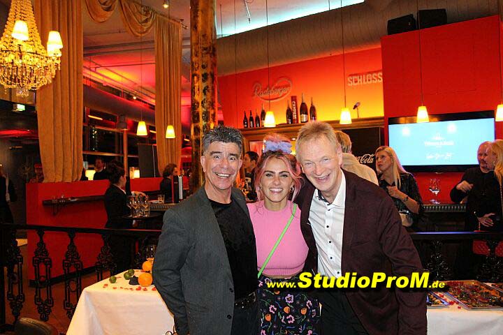 Das_Premierenforum_mit_Gaby_Ballmann&Hans-Joerg_Loh_auf_97,6MHz