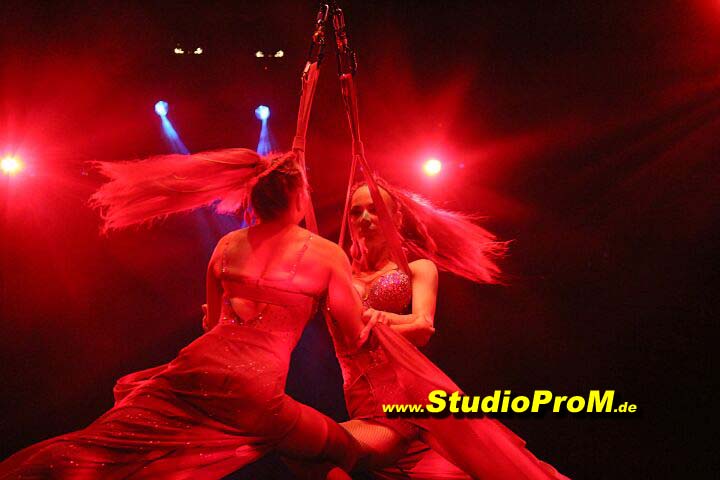 Das_Premierenforum_mit_Gaby_Ballmann&Hans-Joerg_Loh_auf_97,6MHz