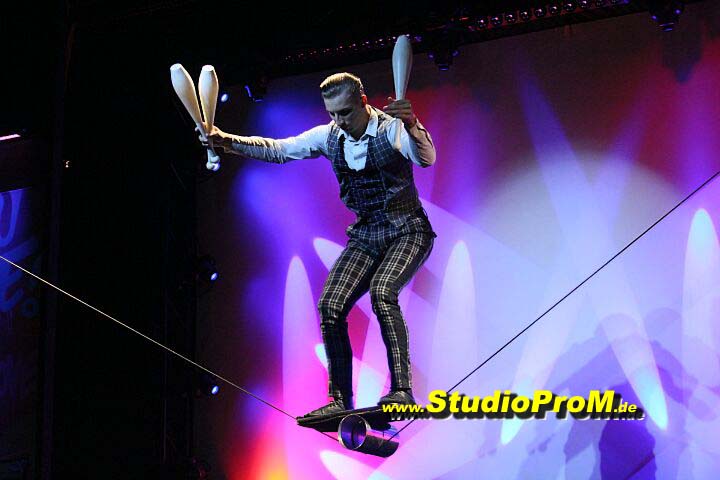 Das_Premierenforum_mit_Gaby_Ballmann_&_Hans-Joerg_Loh_auf_97,6MHz