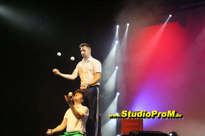 Das_Premierenforum_mit_Gaby_Ballmann_&_Hans-Joerg_Loh_auf_97,6MHz