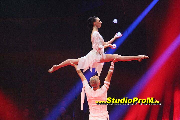 Das_Premierenforum_mit_Gaby_Ballmann_&_Hans-Joerg_Loh_auf_97,6MHz