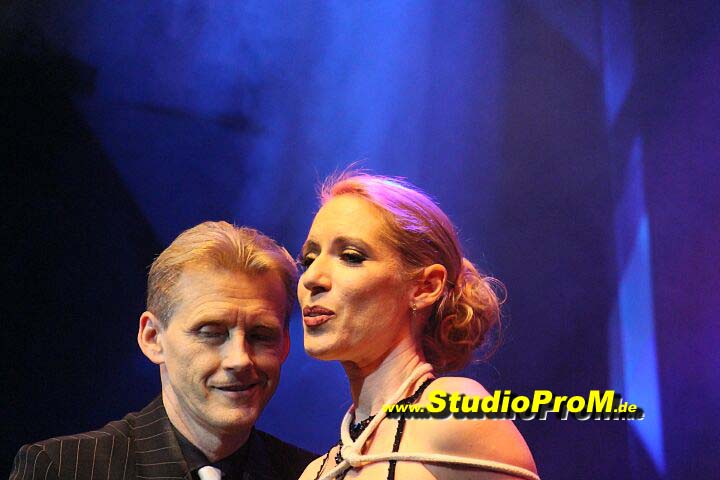 Das_Premierenforum_mit_Gaby_Ballmann_&_Hans-Joerg_Loh_auf_97,6MHz